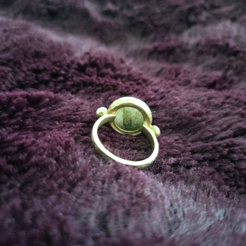 Labrodite Ring - Picture 6 of 8